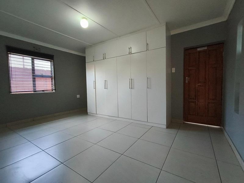 To Let Commercial Property for Rent in Mthata Eastern Cape